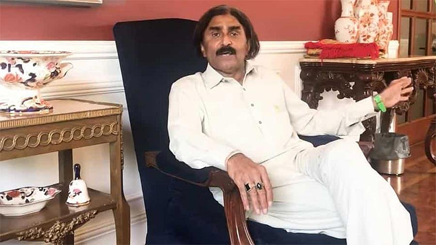 পাকিস্তানের সাবেক অধিনায়ক জাভেদ মিয়াঁদাদ। ছবি: মিয়াঁদাদের ইউটিউব চ্যানেল