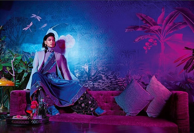 থেমে নেই ভোগ ইন্ডিয়ার ফটোশুট। ঘরে, নিরাপত্তামূলক ব্যবস্থা নিয়ে, নিরাপদ দূরত্ব থেকে ছবি তোলা হচ্ছে।