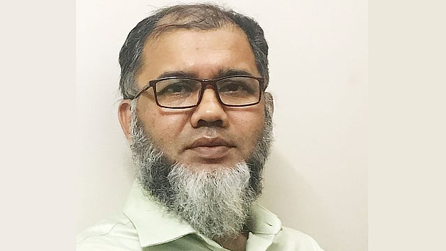 সাইফ উল্লাহ মুন্সী ।