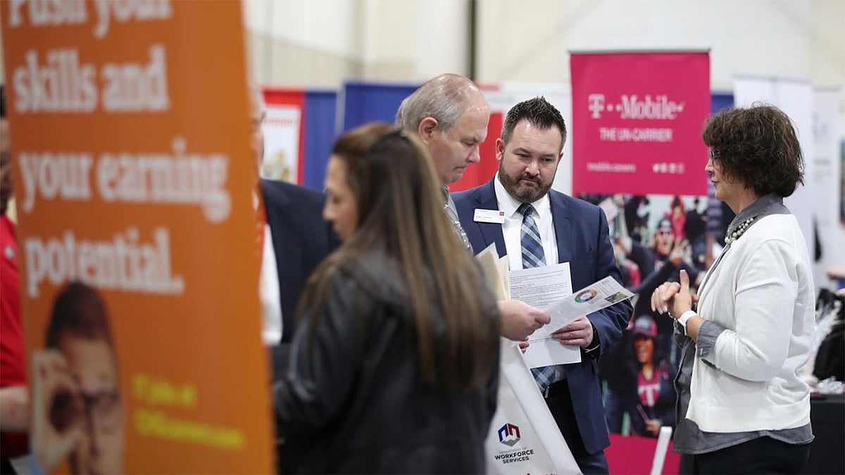 ২০২৬ সালে যে ১০ চাকরিতে সবচেয়ে বেশি মানসিক চাপ