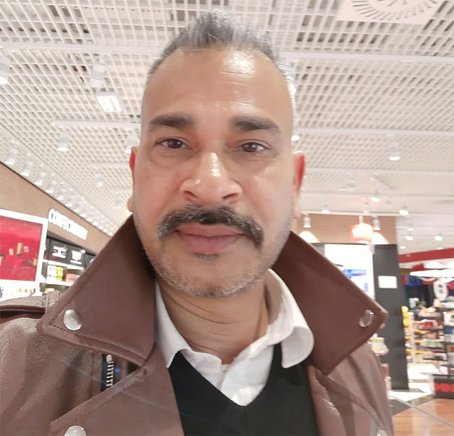 মালা বিক্রেতা থেকে ভেনিসের হোটেলমালিক জাহাঙ্গীর আলম। ছবি: সংগৃহীত