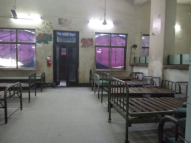 রোগী শূণ্য সোহরাওয়ার্দী হাসপাতালের শিশু ও সার্জারি ওয়ার্ড। ছবি: শেখ সাবিহা আলম