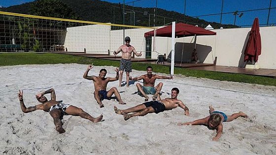 কে বলবেন কোয়ারেন্টিনে আছেন নেইমার! ছবি: ইনস্টাগ্রাম