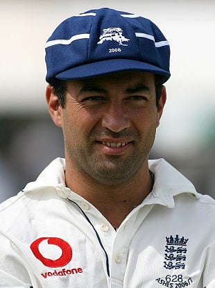 অ্যাডাম হোলিওক