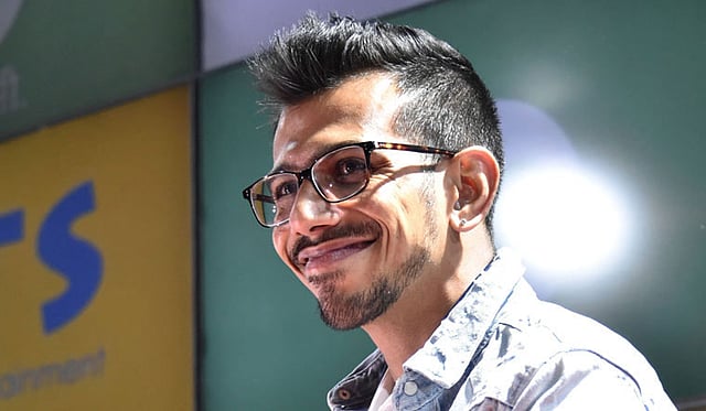 ক্রিকেটার হওয়ার আগে যুজবেন্দ্র চাহাল ছিলেন দুর্দান্ত দাবাড়ু। ছবি: এএফপি