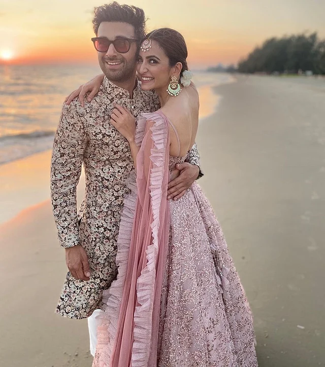 প্রেমিক পুলকিত সম্রাটের সঙ্গে কৃতি খরবান্দা। ছবি: ইনস্টাগ্রাম
