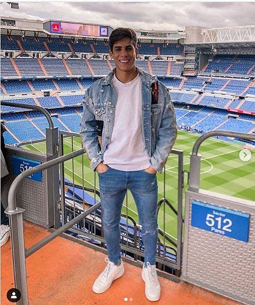 ইনস্টাগ্রামে রিয়ালের মাঠ সান্তিয়াগো বার্নাব্যুর এই ছবি পোস্ট করেছেন থিয়াগো। ছবি: ইনস্টাগ্রাম