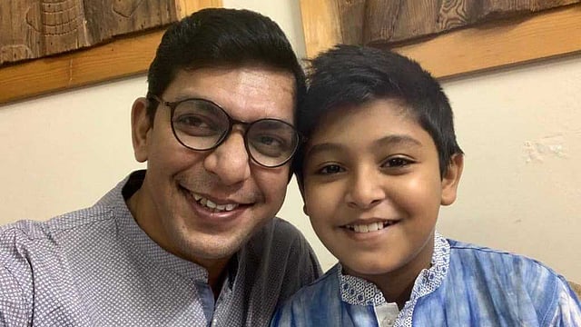 চঞ্চল চৌধুরী ও শুদ্ধ। ছবি: সংগৃহীত