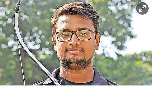 তিরন্দাজ রোমান সানা। ফাইল ছবি