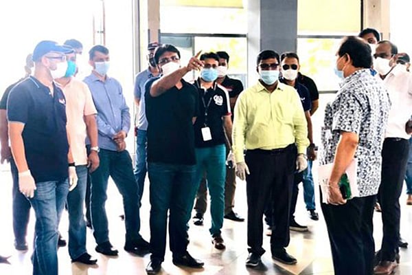 বসুন্ধরায় করোনা চিকিৎসায় দৃশ্যমান হওয়ার অপেক্ষায় হাসপাতাল। ছবি: সংগৃহীত