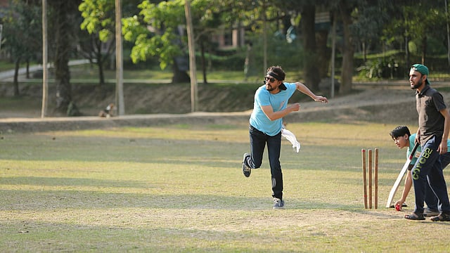 শুটিংঁকে আমরা ক্রিকেট খেলতাম। ছবি: প্রথম আলো
