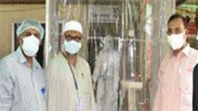 চট্টগ্রাম মেডিকেল কলেজ হাসপাতালের জীবাণুমুক্তকরণ চেম্বার–ছবি: সংগৃহীত