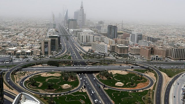 সৌদি আরবে ঈদের সময় কারফিউ জারি থাকবে। ছবি: রয়টার্স