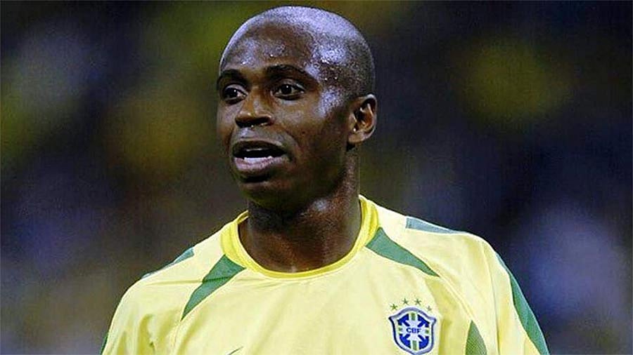 ব্রাজিলের সাবেক স্ট্রাইকারে এডিলসন। ছবি: টুইটার
