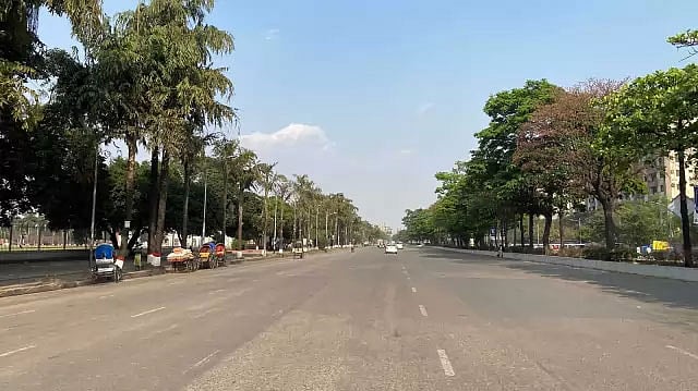 করোনাকালে মানিক মিয়া অ্যাভিনিউয়ের মতো ফাঁকা রাজধানীর অনেক সড়ক (সাম্প্রতিক ছবি)
