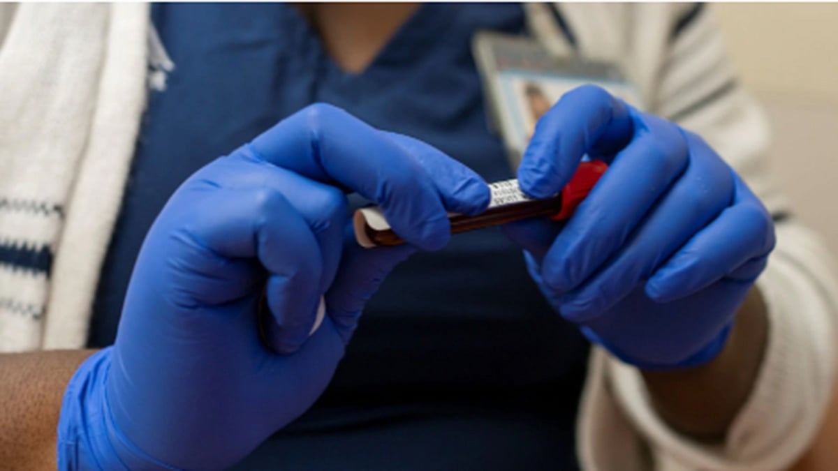 করোনা প্রতিরোধে অ‌্যান্টিবডি আবিষ্কার করেছে যুক্তরাষ্ট্রের সোরেন্টো থেরাপিউটিক্স। ছবি: রয়টার্স