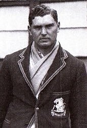 মরিস অ্যালম: টেস্ট অভিষেকে হ্যাটট্রিক করায় প্রথম, প্রথম পাঁচ বলে চার উইকেট নেওয়াতেও। সংগৃহীত ছবি