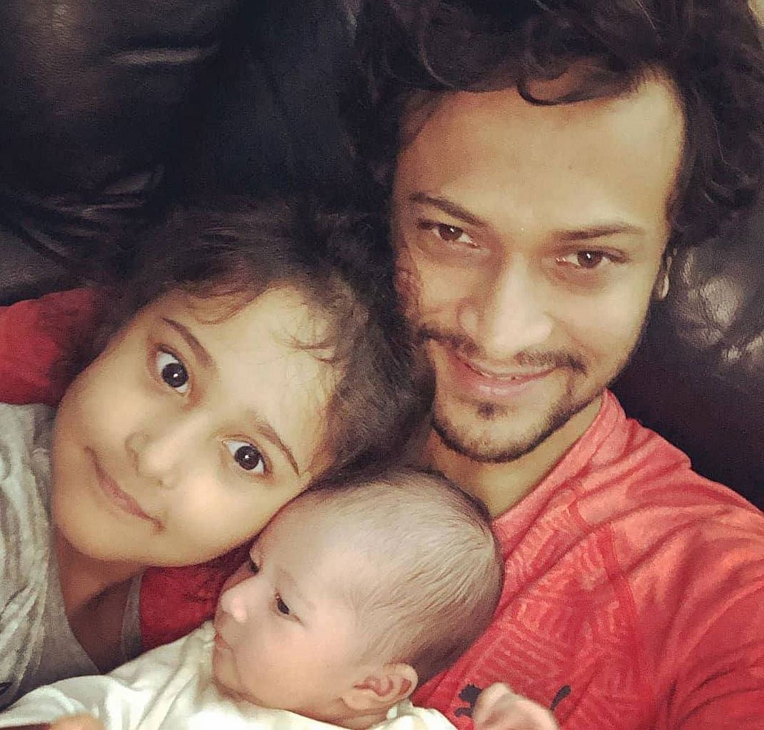 যুক্তরাস্ট্রে দুই কন্যার সঙ্গে সাকিবের সময়টা ভালোই কাটছে। ছবি: সংগৃহীত
