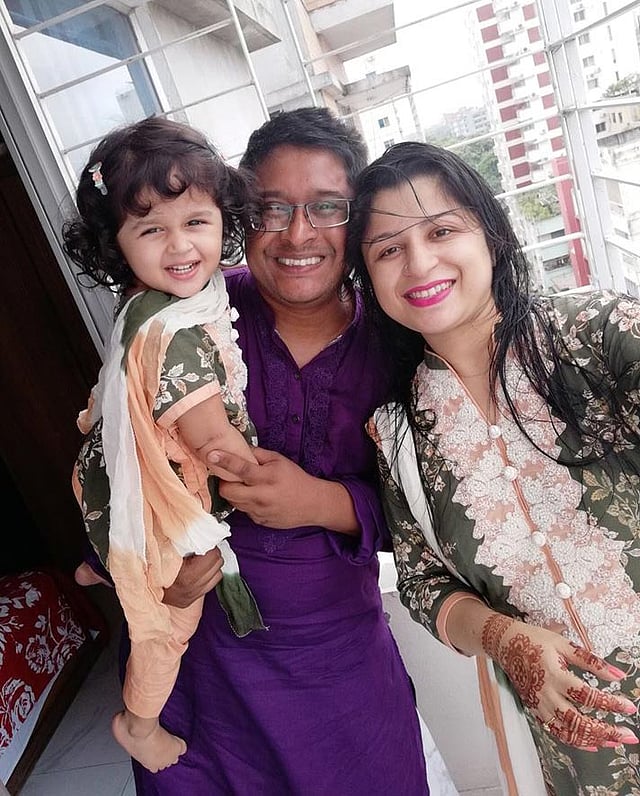 ঈদের দিনে প্রিয়জনদের সঙ্গে তালুকদার মফিদুল ইসলাম।