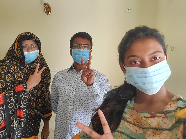 ১৬ দিন ধরে সপরিবারে করোনার বিরুদ্ধে যুদ্ধ। অবশেষে জয়। ঈদ পালনের জন্য বাড়ি ফেরার আনন্দ তাই সবার সঙ্গে ভাগ করে নিতে চেয়েছেন মায়েদা ফাতিহা।