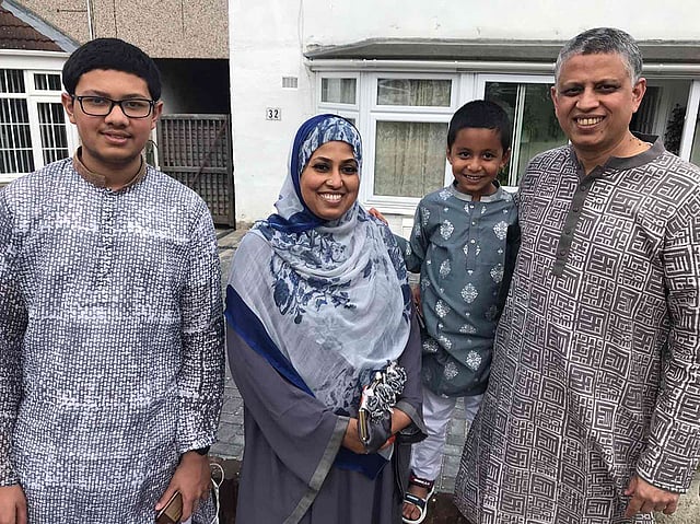 ঈদের দিনে যুক্তরাজ্যপ্রবাসী আহনাফ কবির ও তাঁর পরিবারের সদস্যরা।