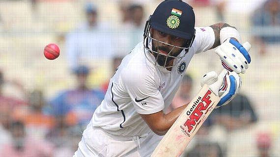 কোহলিরা প্রথমবারের মতো বিদেশে গোলাপি বলে খেলবেন আগামী ডিসেম্বরে। ফাইল ছবি