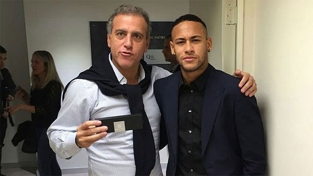 আন্দ্রে কুরিরি সঙ্গে নেইমার। ফাইল ছবি