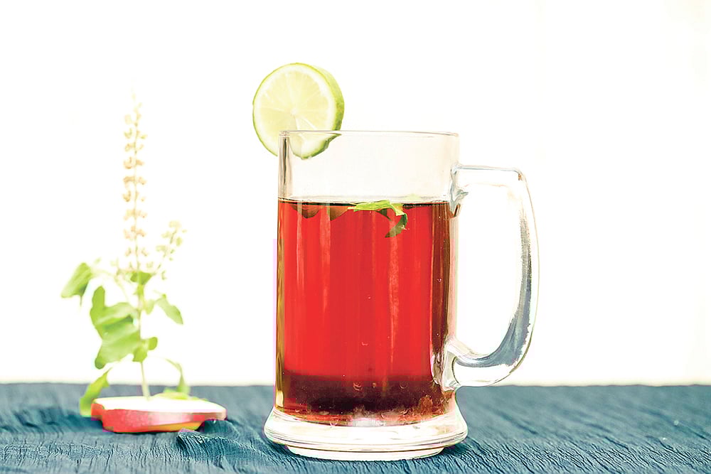 তুলসী ও মধুর চা