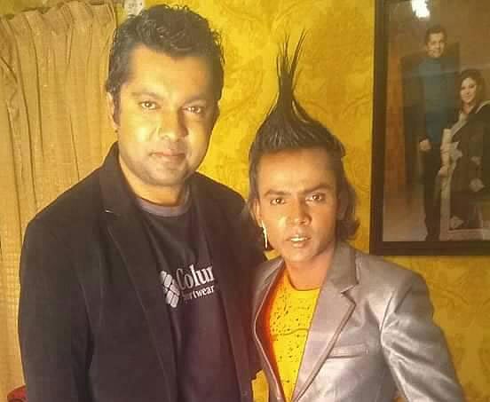 শাহরিয়ার নাজিম জয়ের সঙ্গে হিরো আলম। ছবি: ফেসবুক থেকে