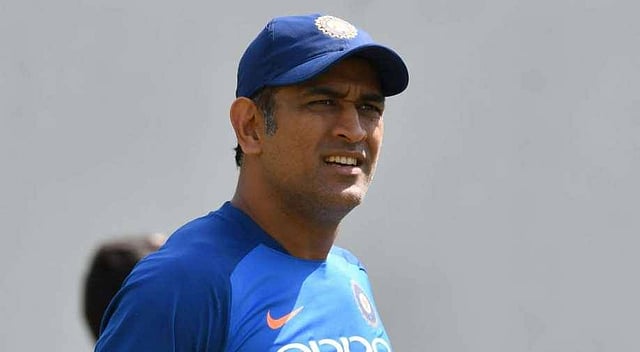 করোনাভাইরাসের কারণে পাওয়া বিরতিটা নানাভাবে উপভোগ করছেন মহেন্দ্র সিং ধোনি। ছবি: ধোনির টুইটার পেজ