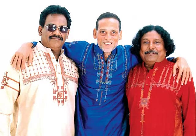 ফেরদৌস ওয়াহিদ ও ফকির আলমগীরের সঙ্গে আজম খান