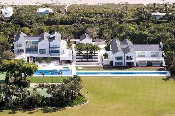 ফ্লোরিডায় ৪১ মিলিয়ন পাউন্ড খরচ করে এ বাড়ি বানিয়েছেন টাইগার উডস। ছবি: টুইটার