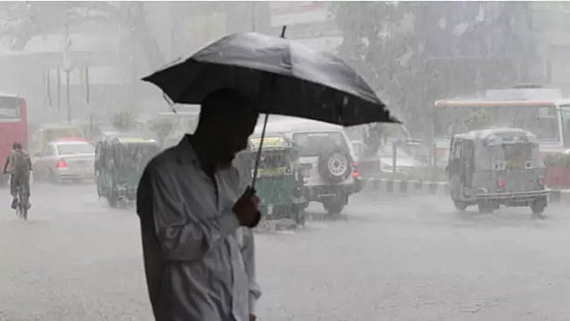 এবার মে ও জুনের প্রথম সপ্তাহের মধ্যে দেশে স্বাভাবিকের চেয়ে ২০ শতাংশ বেশি বৃষ্টি হয়েছে। ছবি: প্রথম আলো