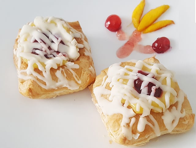 আম-জামের ড্যানিশ