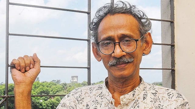 শেখ আবদুল হাকিমও এর শেষ দেখে ছাড়তে চান