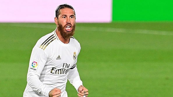 ফ্রি-কিক থেকে গোলের পর রামোস। ছবি: টুইটার