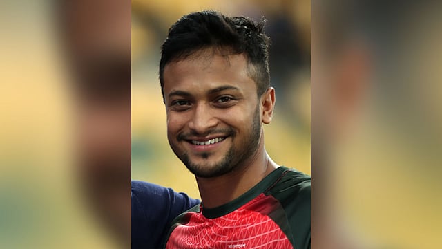 এই শতাব্দীর দ্বিতীয় সেরা ওয়ানডে ক্রিকেটার সাকিব আল হাসান। ফাইল ছবি