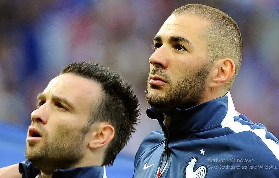 ফ্রান্সের জার্সিতে দিন ফুরিয়েছে করিম বেনজেমা ও ম্যাথু ভালবুয়েনার। ছবি: টুইটার