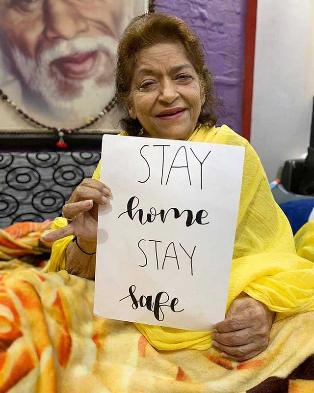 লকডাউনের শুরুতে সরোজ খানের পোস্ট। ছবি: ইনস্টাগ্রাম