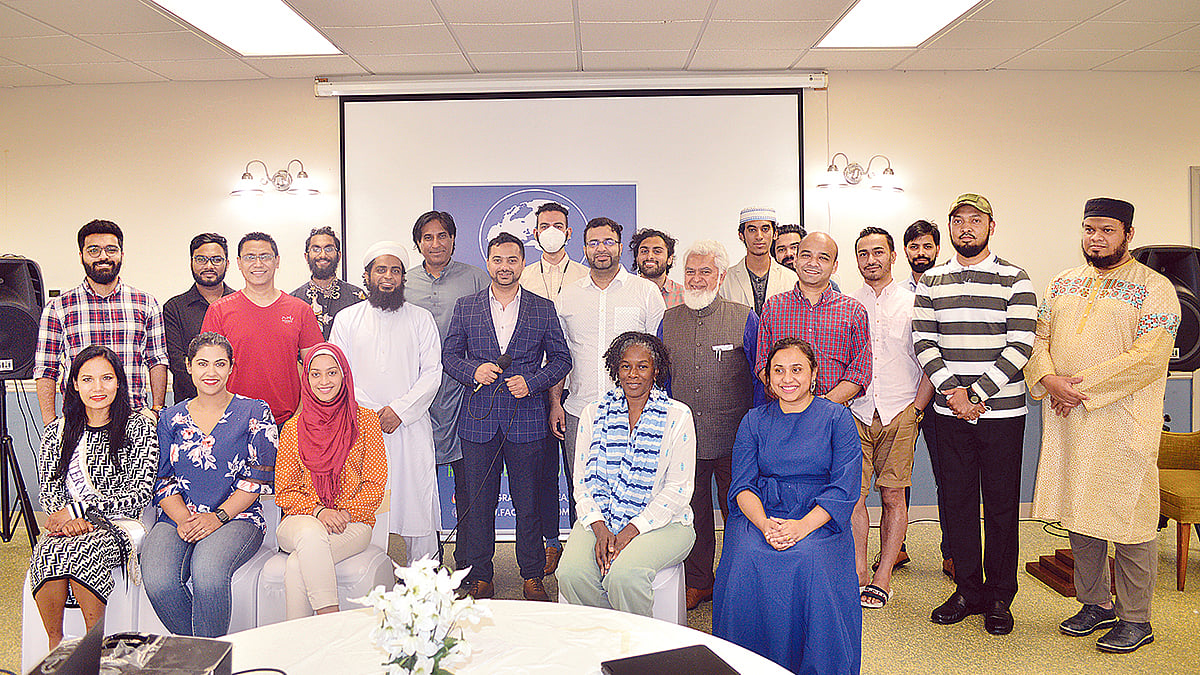 মুসলিম এন্টারপ্রেনার্সশিপ কনভেনশন (এমইএ) বিজনেস কনভেনশনে উপস্থিত সদস্যরা