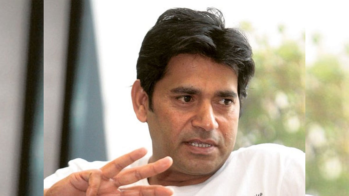 আকিব জাভেদ মনে করেন নিজেদের ঘরোয়া ক্রিকেটের সম্ভাবনাকে পুরোপুরি কাজে লাগাতে পারেনি বাংলাদেশ। ফাইল ছবি