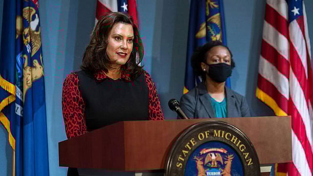 মিশিগানের গভর্নর গ্রিচেন হুইটমার। ছবি: গভর্নরের অফিশিয়াল ওয়েবসাইট থেকে নেওয়া