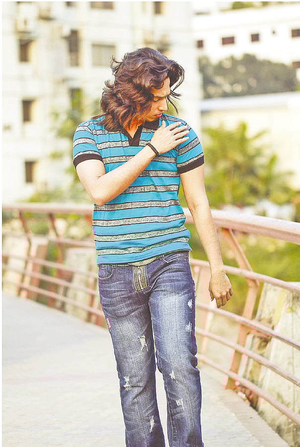 খুশকি এক ধরনের ছত্রাকের সংক্রমণ। ছবিটি প্রতীকী