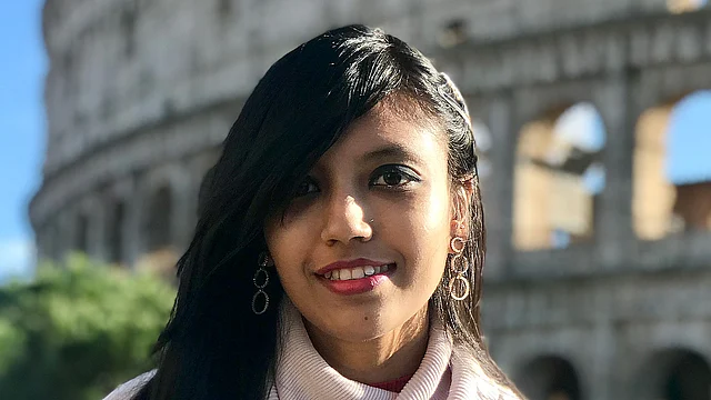 লেখক। ছবি: সংগৃহীত