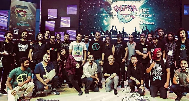 একসঙ্গে বামবার সদস্যারা। ছবি: সংগৃহীত