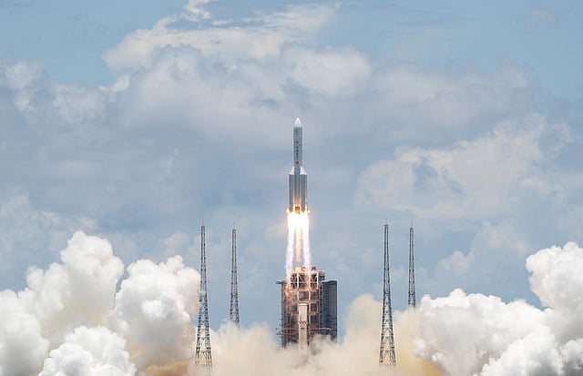 মঙ্গলে নভোযান পাঠাচ্ছে চীন। ছবি: রয়টার্স