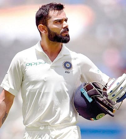 নিজেকে ফিট রাখতে কঠোর পরিশ্রমের মধ্য দিয়ে যেতে হয়েছে কোহলিকে। ছবি: টুইটার