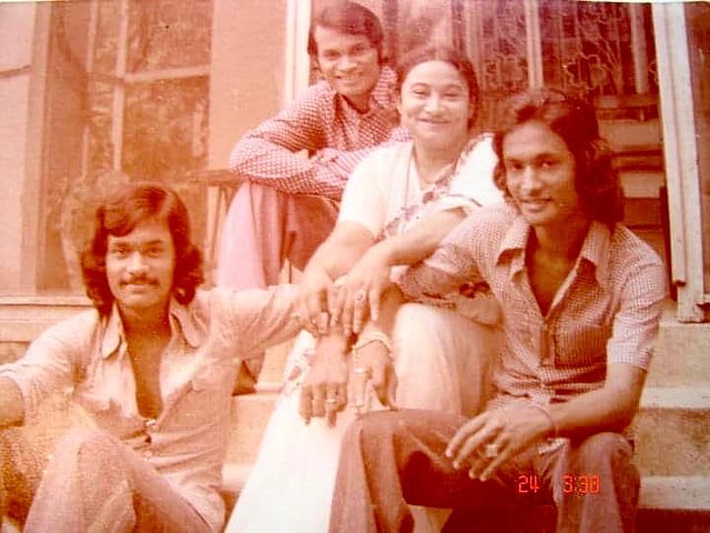হামিন আহমেদ, তাহসিন আহমেদ (ওপরে), ফিরোজা বেগম ও শাফিন আহমেদ। ছবি: হামিন আহমেদের সৌজন্যে