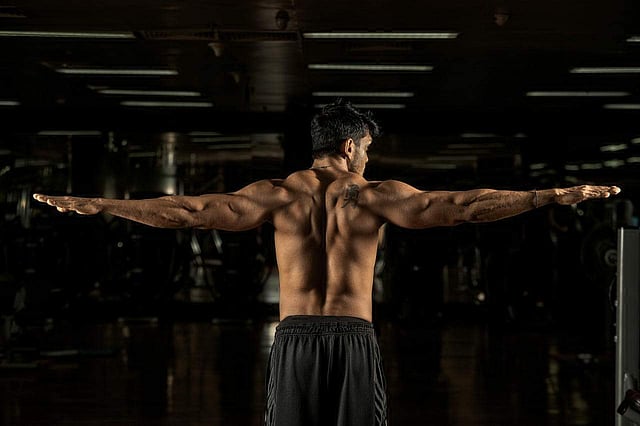 শুধু শরীরের গড়নটাই না, এই পরিশ্রম বদলে দিয়েছে শুভর জীবনটাকেও। ছবি: সংগৃহীত