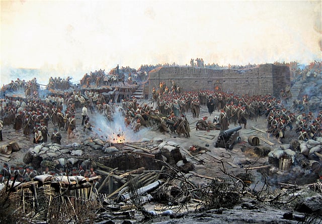 ১৮৫৩ থেকে ১৮৫৬ সালের মধ্যে চলা ক্রিমিয়ার যুদ্ধ পাটকে গুরুত্বপূর্ণ করে তুলেছিল। শিল্পী ফন্স হুবোর আঁকা চিত্রকর্ম ‘দ্য সিজ অব সিভাসটোপল’ (১৯০৪)। ছবি: উইকিমিডিয়া কমনস